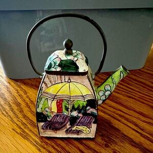 Vintage Mini Teapot, Kelvin Chen Style